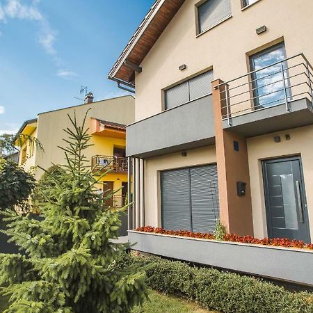 Apartman*** Apartment Varazdin Ngoại thất bức ảnh